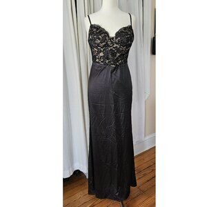 NWT - Commense Black Lace Corset Maxi Dress, Size L